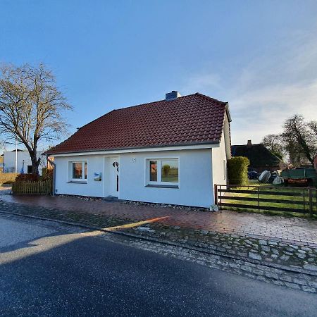 Villa Ostssespitze Riepsdorf Exterior foto